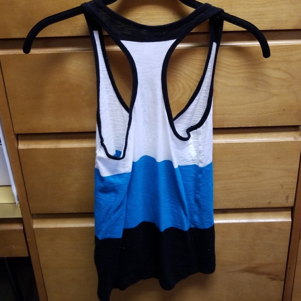 Tank top - Picture 2 of 3